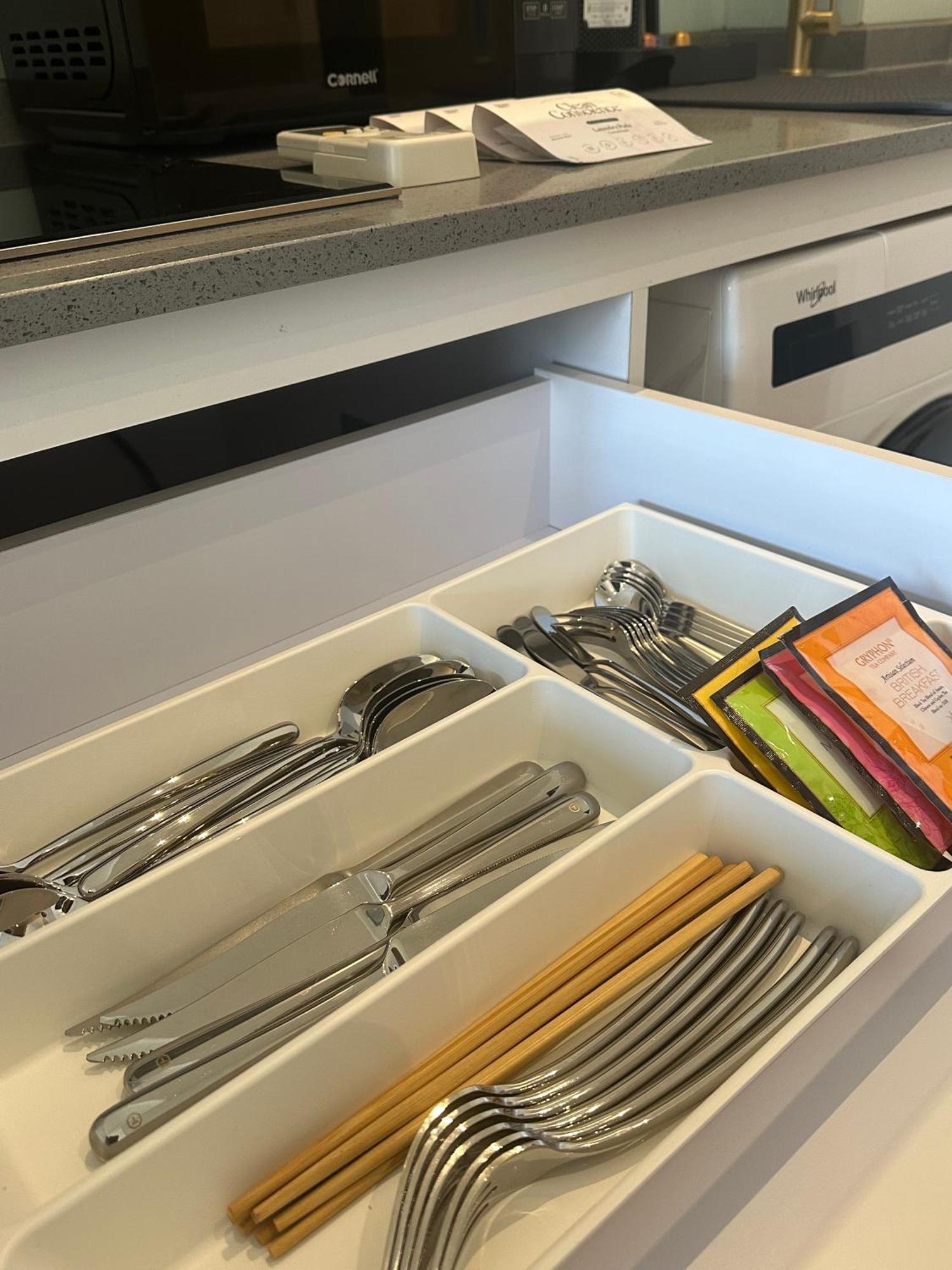 Bugis Hovoh Boutique Service Apt Singapore Buitenkant foto